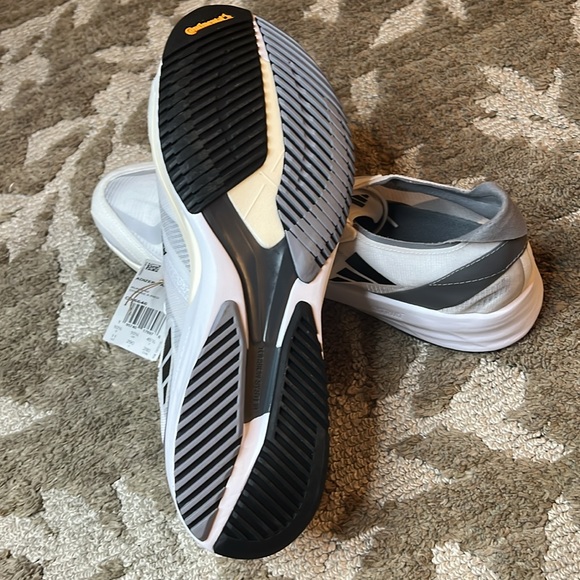 NEW Adidas Adizero Adios 7 mens runnings shoes 11 cloud white grey black - Picture 7 of 7